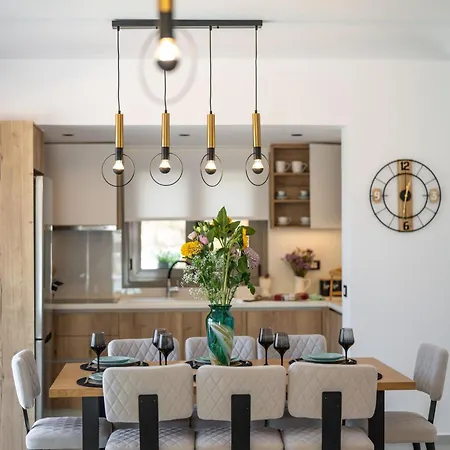 Stella ניקיאנה