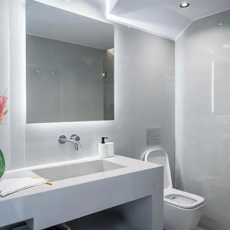 Stella * ניקיאנה