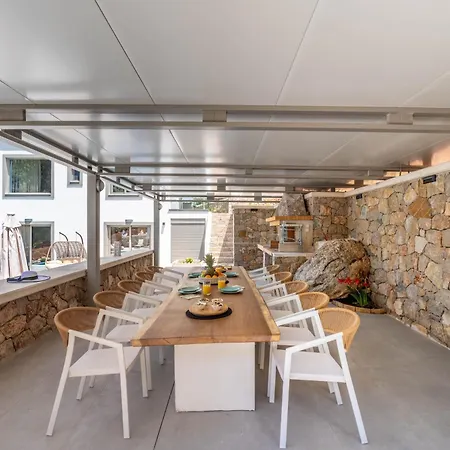 Stella וילה ניקיאנה